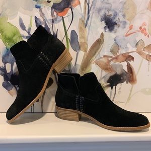 Dolce Vita Black Charee Suede Ankle Boots